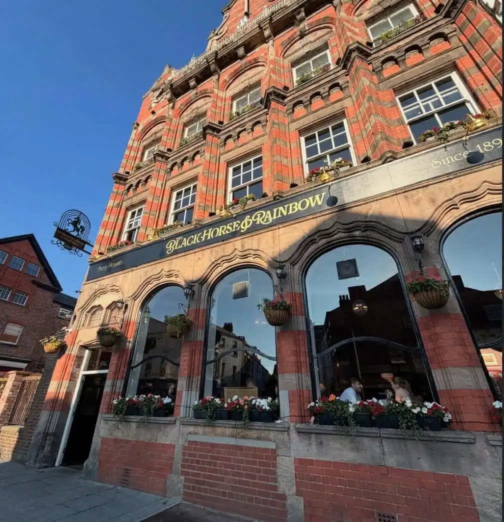black horse and rainbow pub liverpool