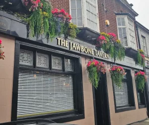 the jawbone tavern bootle